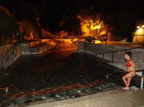 Hot springs magic dhow